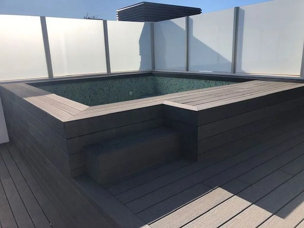 Bassein - Penthouse with Private Pool in Camp Redó