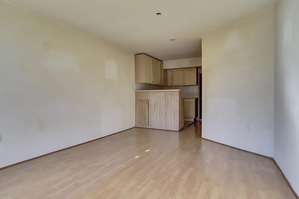 Pièces - Studio Flat with Balcony in Waalwijk Centre