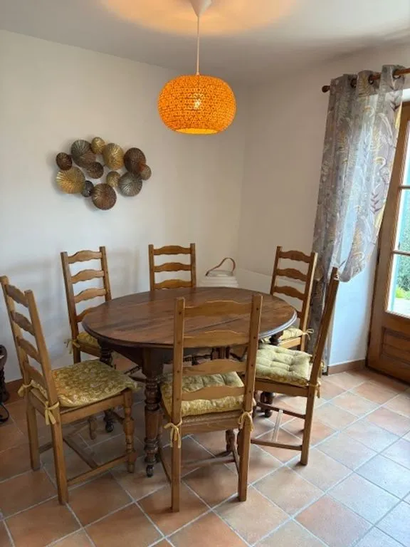 Söögituba - Renovated 19th-Century House with Pool in Gourdon