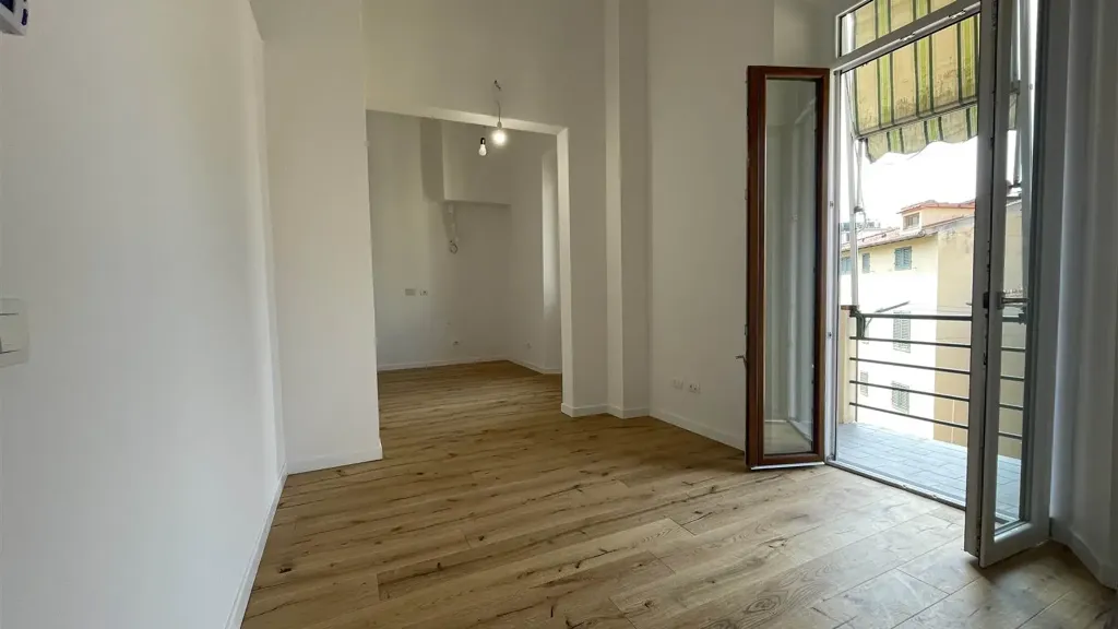 Rooms - Rusticated Flat with Terrace in San Jacopino, Florence