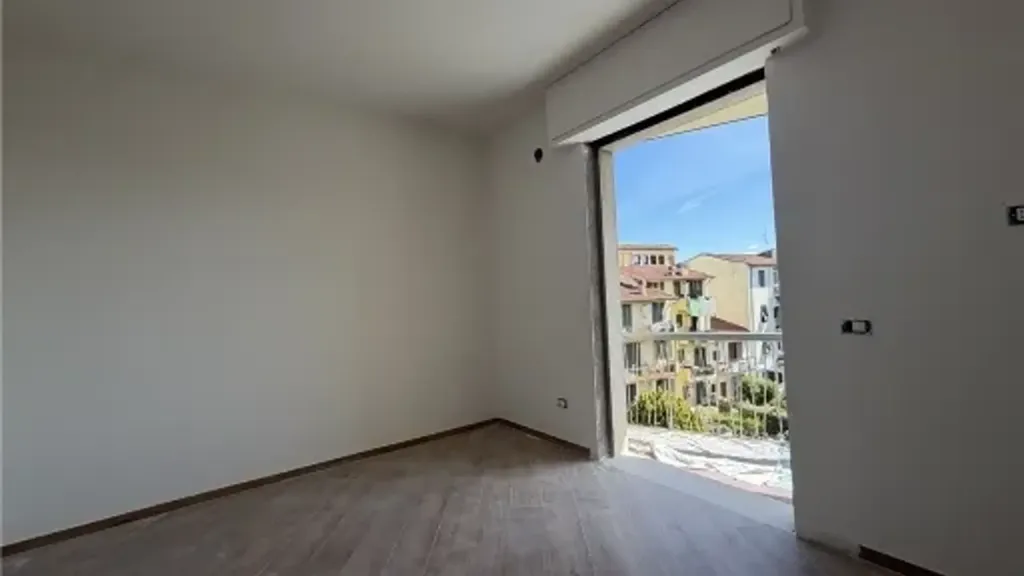 Stanze - Fully Renovated 3-Bed Flat in Florence