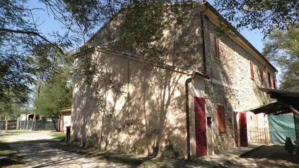 Välivaade - Rustic Bilocale with Garden near Vada