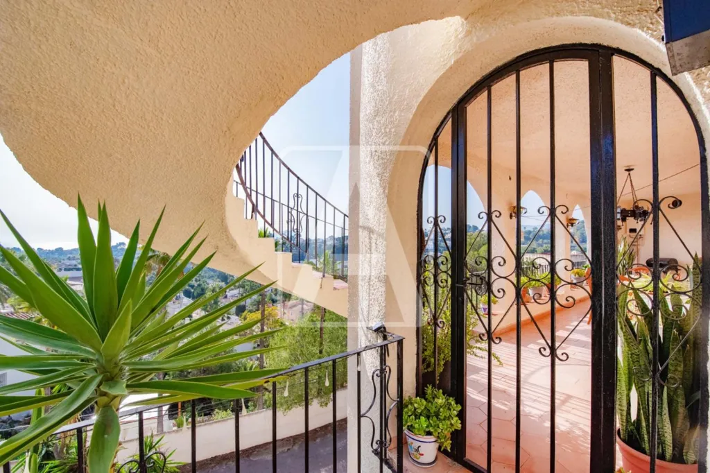 Balcon - Mediterranean Villa with Sea Views in Benissa