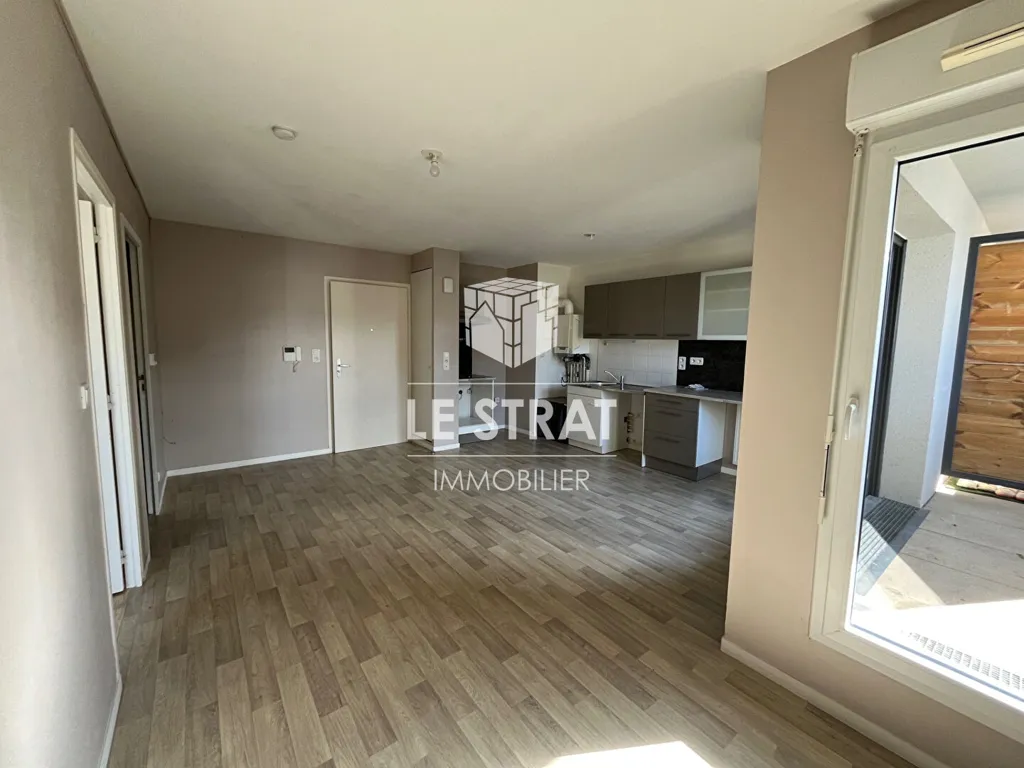Séjour - Appartement 2 pièces à FR
