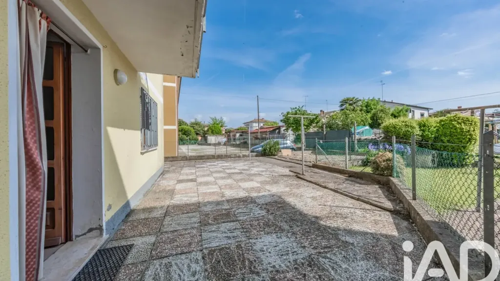 Terrasse - Villa with Courtyard in Massa Fiscaglia