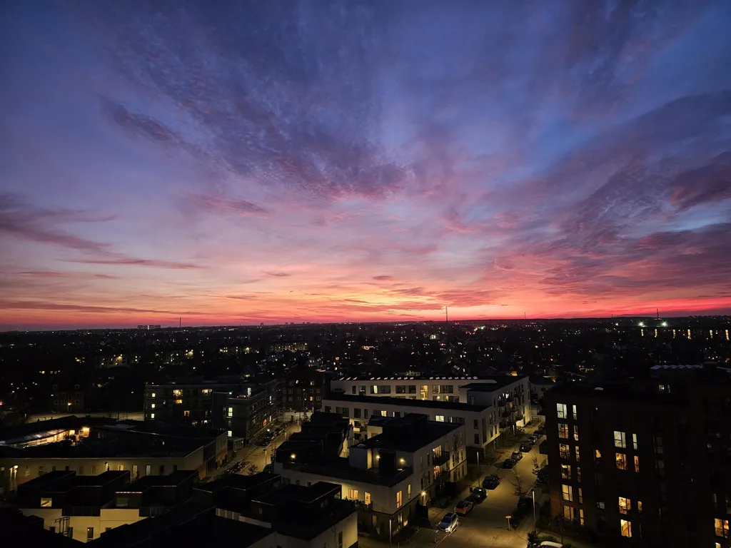 Balcon - Furnished Apartment with Park View in Valby
