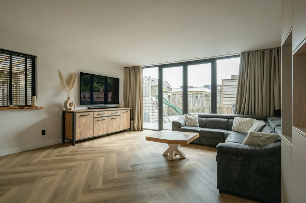 Elutuba - Modernised Corner House with Garden in Leerdam