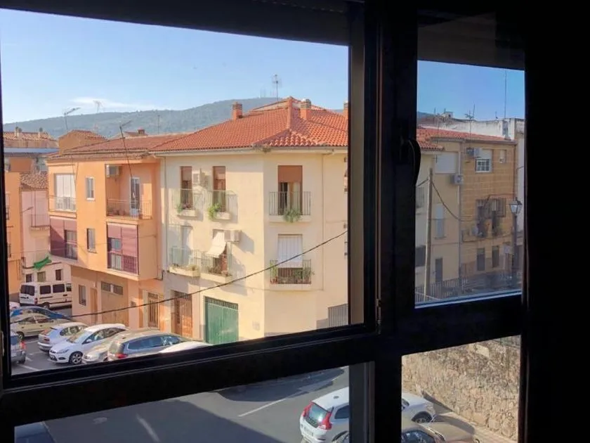 Stanze - Duplex with Garage in Plasencia Centre
