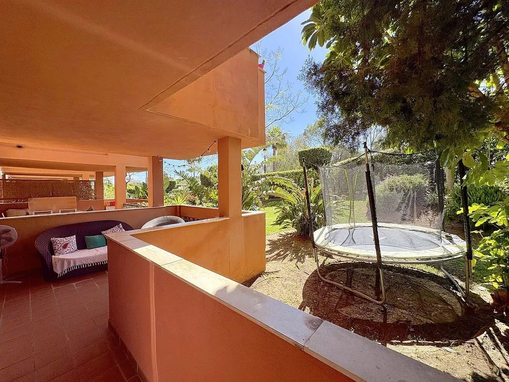 Terrazza - Corner Apartment with Pool in Marbella