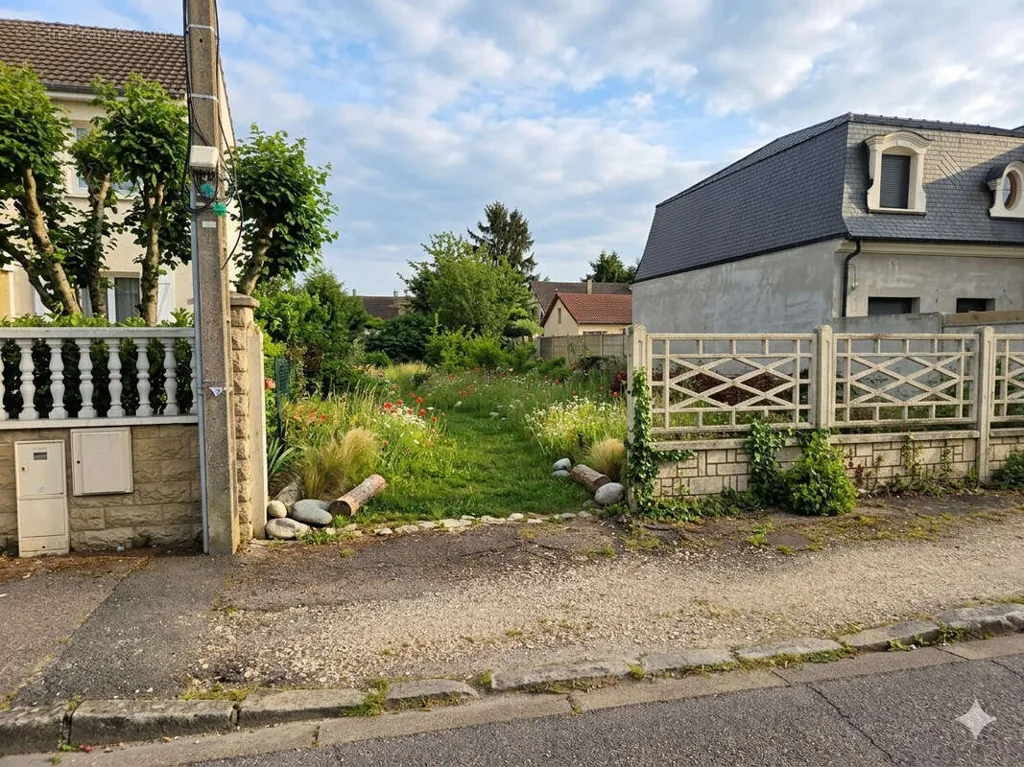 Aed - Buildable Plot in Cottages, Tremblay-en-France