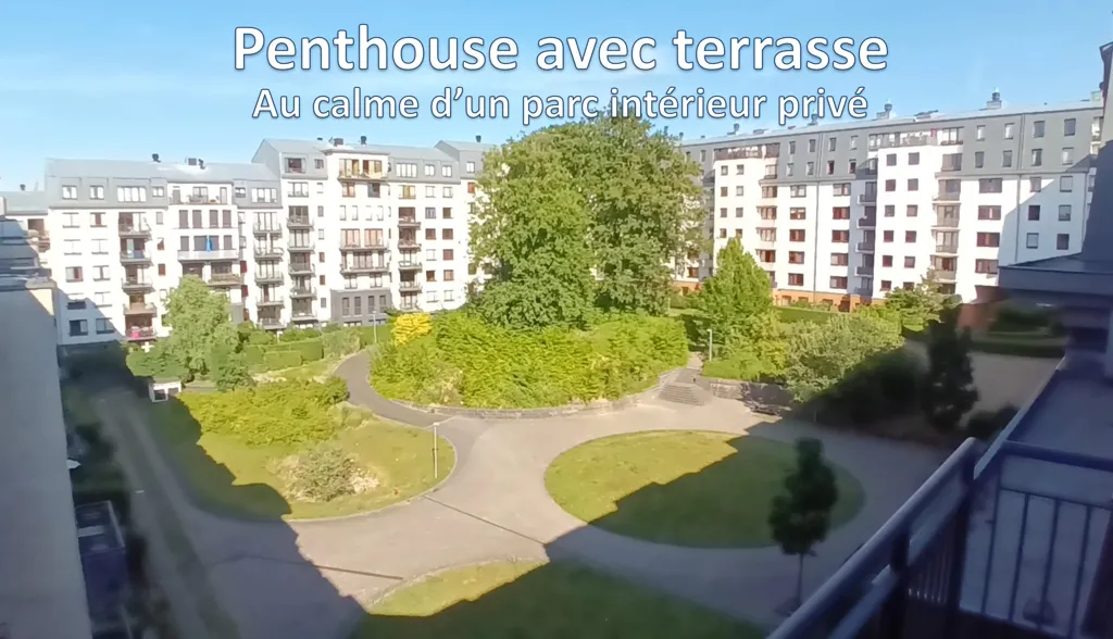 Õhuvaade - Penthouse with Private Park in Quiet Area