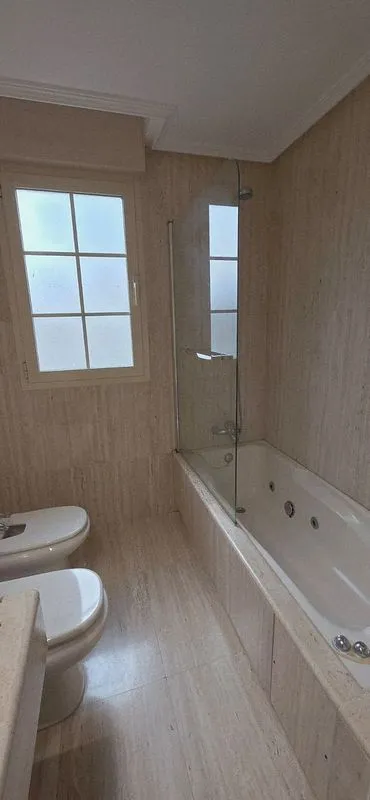 Salles de bain - Apartment with Pool and Terrace in Valdemarín
