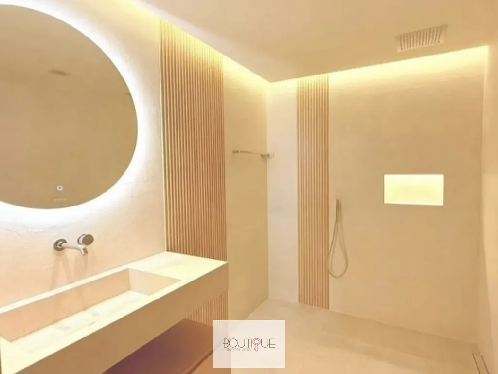 Salles de bain - Renovated Apartment with Roof Terrace in Old Town Palma