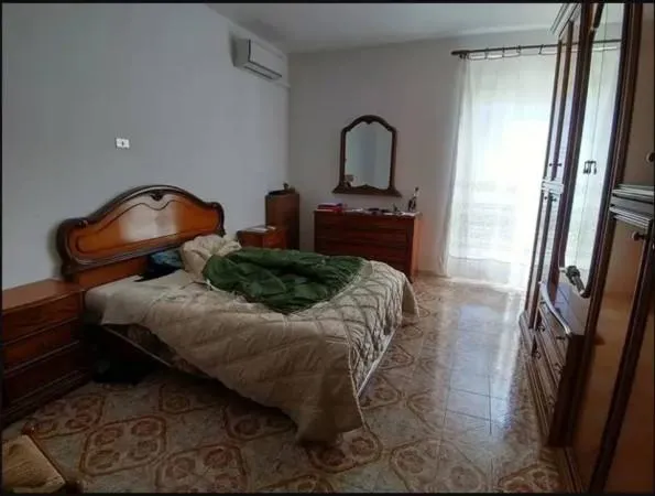 Chambres - Quadrilocale with Balconies in Atessa