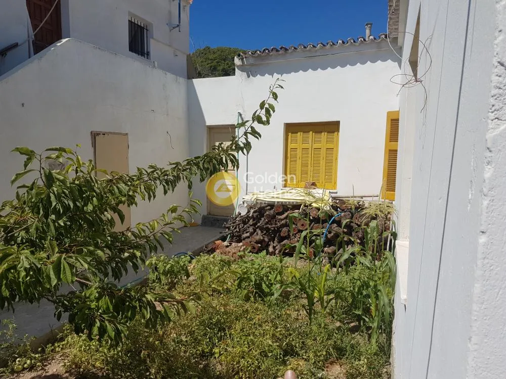Aed - Apartment with Sea View in Spetses Centre