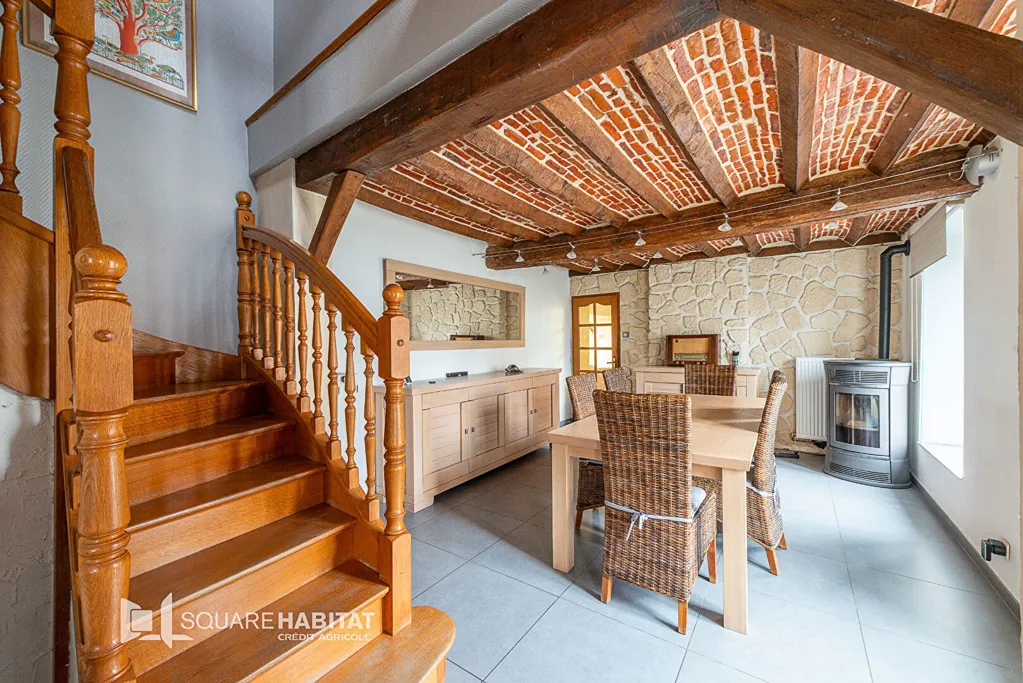 Salle à manger - Maison Longère avec Jardin et Proximité de la Belgique