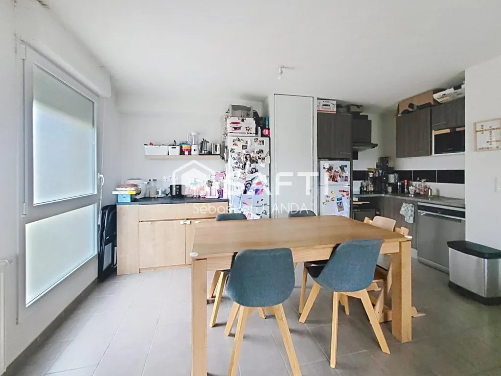 Comedor - Bright 3-Piece Apartment with Balcony in Rambouillet