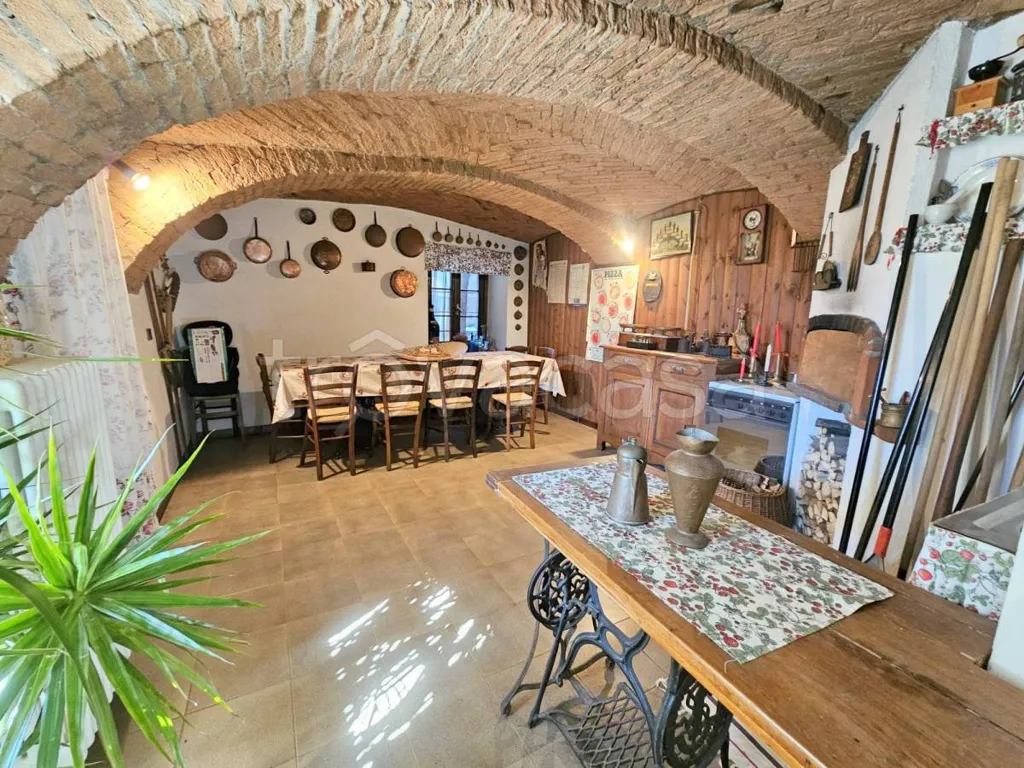 Sala da pranzo - Villa with Panoramic Views in Condove