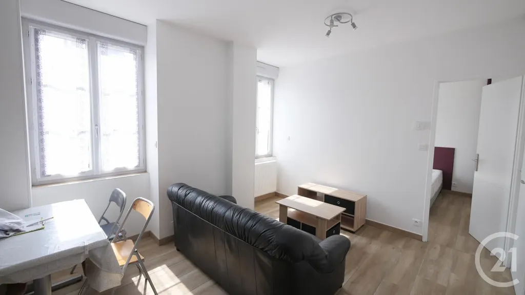Séjour - Appartement F2 Meublé en Centre-Ville de Guéret