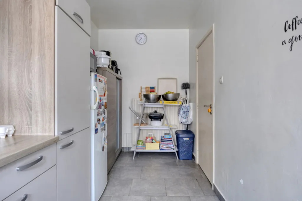 Cucina - Bright Apartment with Garage in Moerbeke
