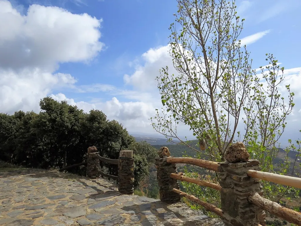 Terrazza - High-Quality Mountain Cortijo with Spring in Válor