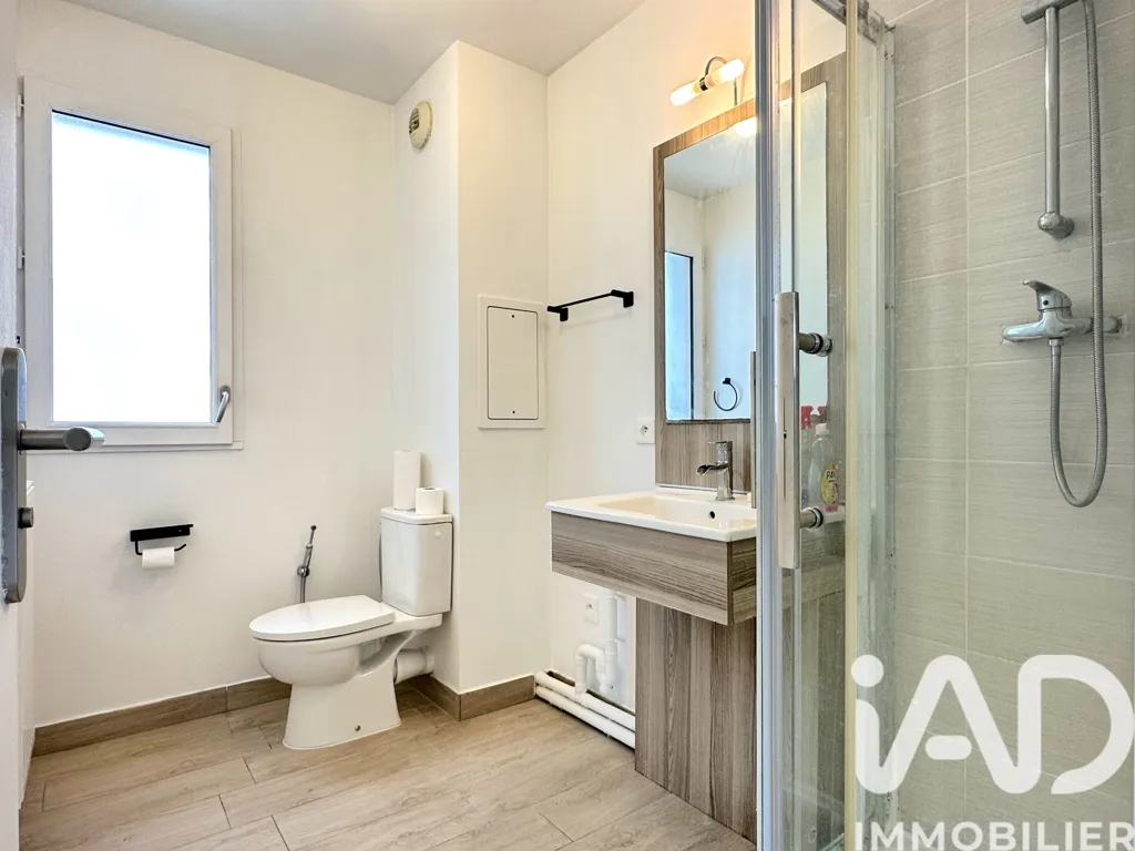 Vannitoad - 2-toaline korter asukohas La Courneuve
