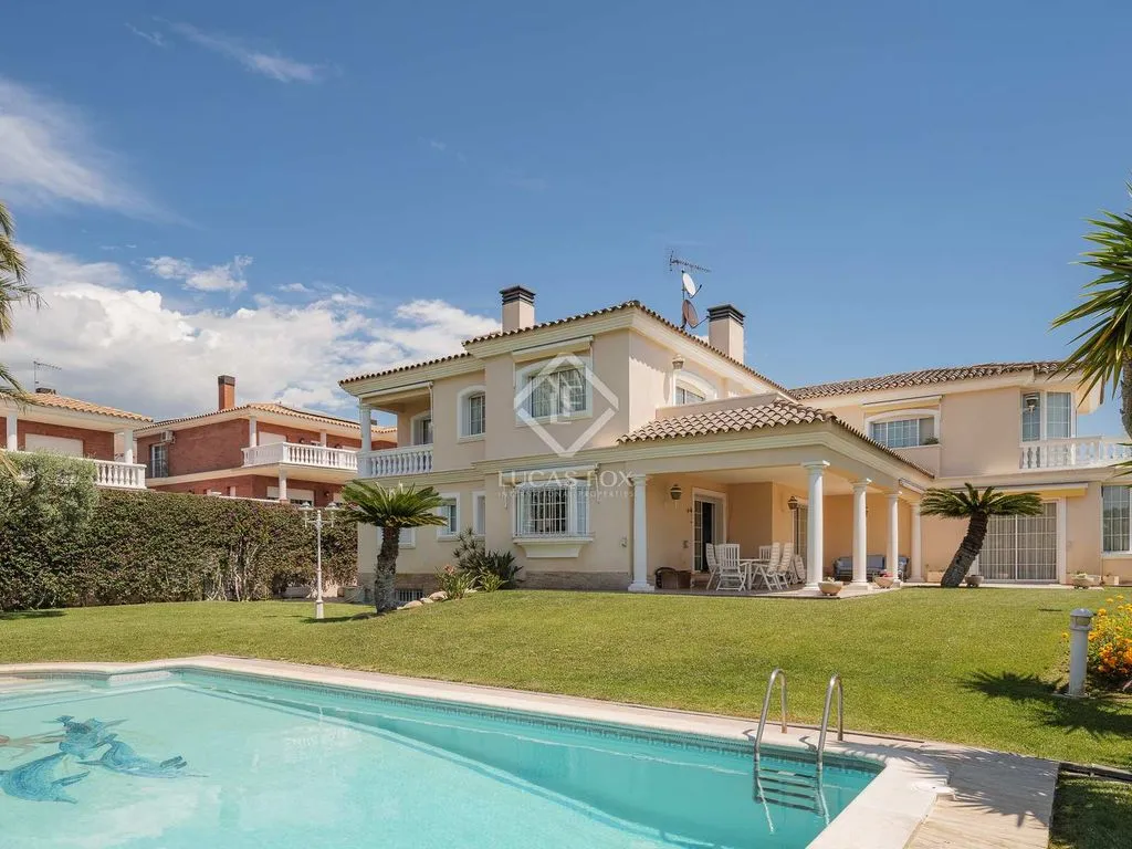 Bassein - Luxury Villa with Sea View in Vilassar de Dalt