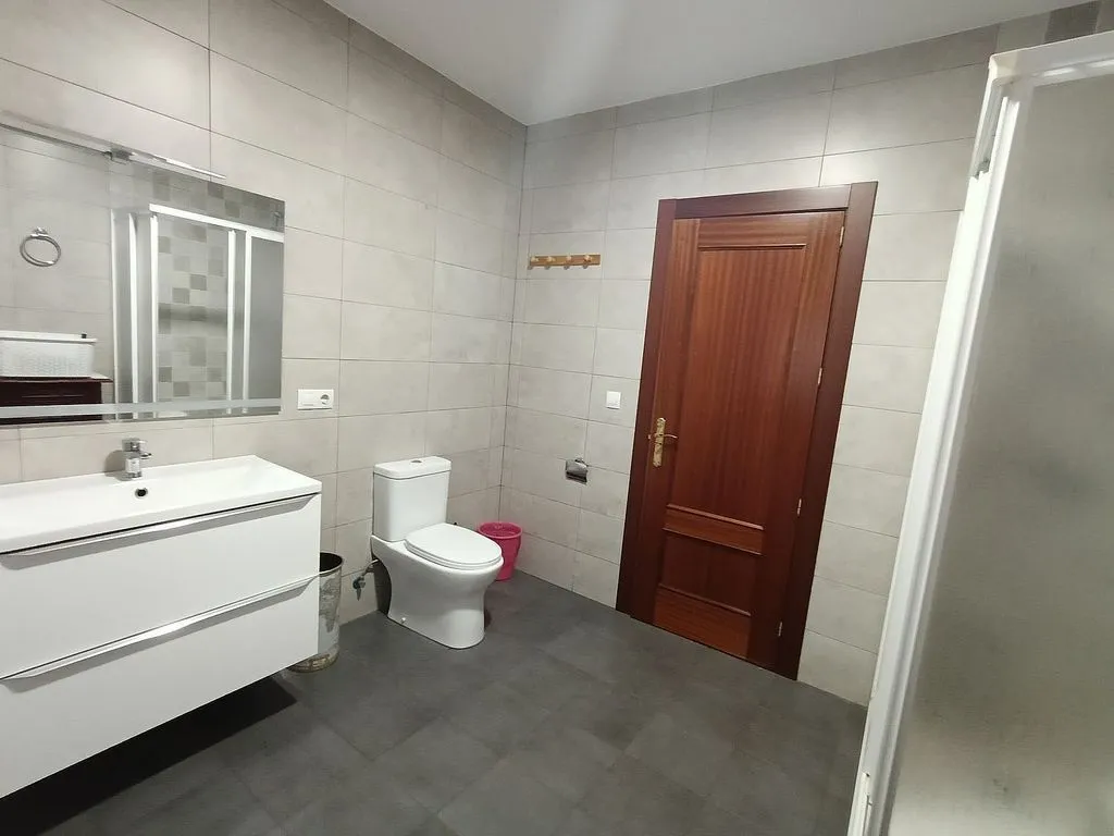 Bagni - Student Flat with Balcony in Central Location