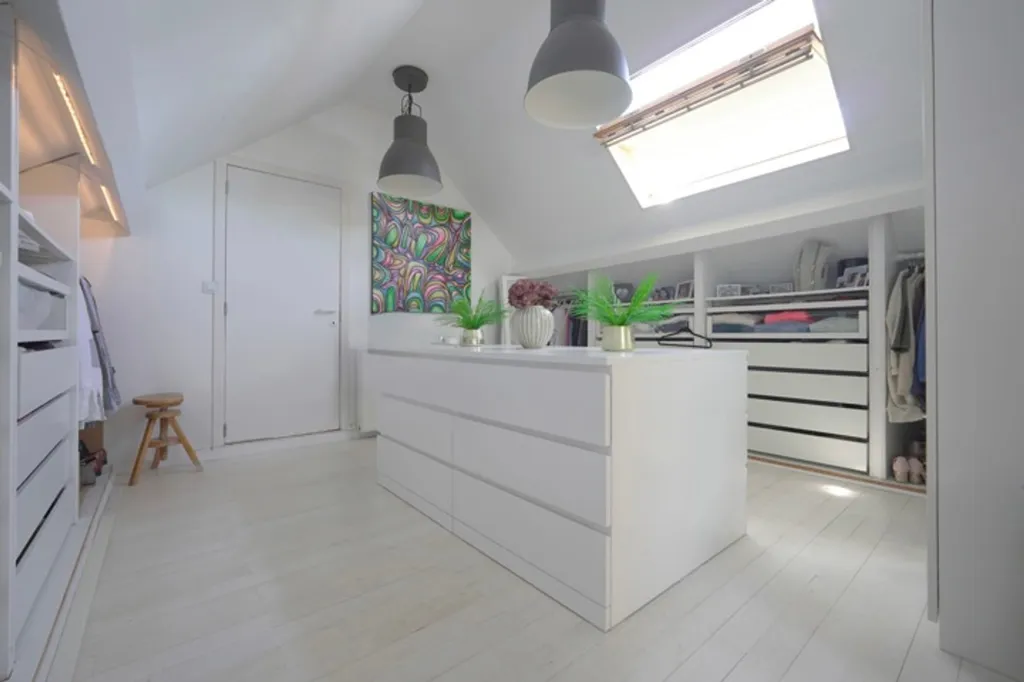 Pièces - Maison 3 Façades avec Jardin et Garage à Ternat