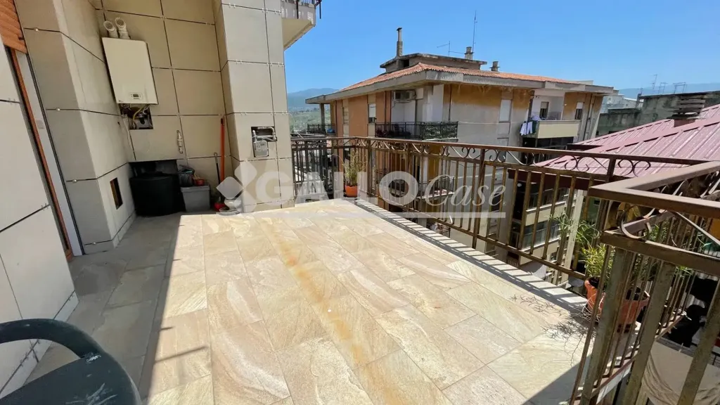Balcon - Spacious Apartment with Terrace in Cosenza