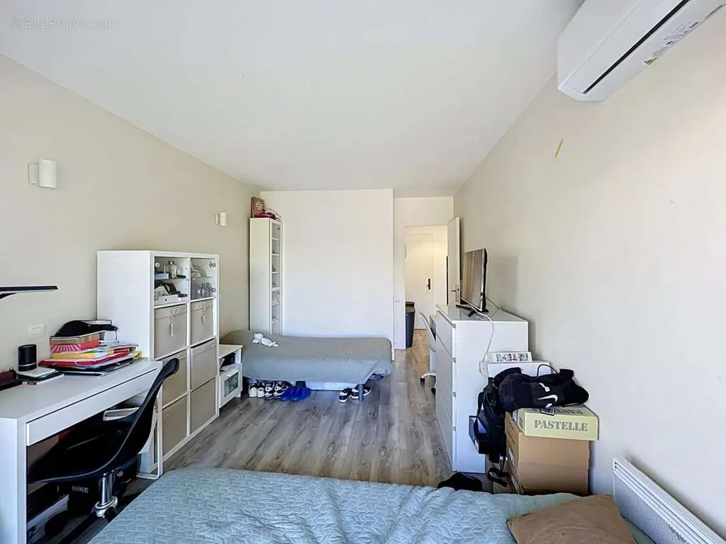 Bedrooms - Luxury Apartment with Sea View in Nice