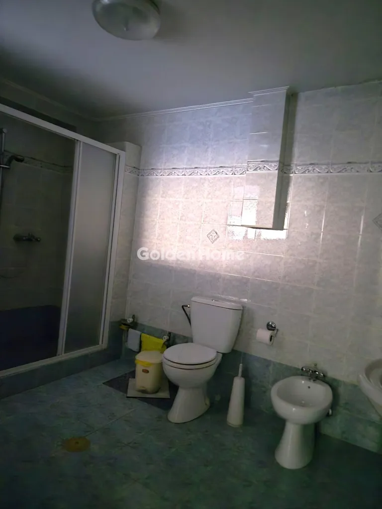 Vannitoad - Apartment with Balcony in Koridallos