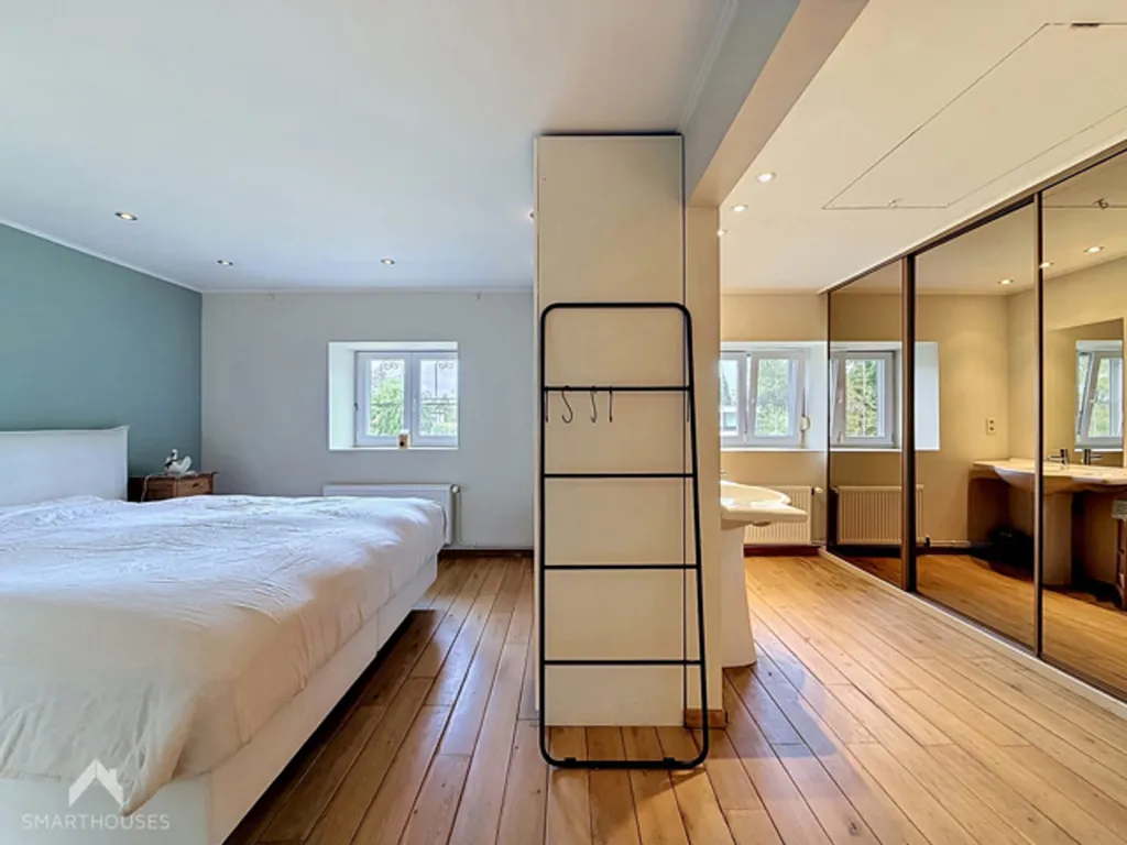 Bedrooms - Bright House with Garden in Semi-Detached Setting
