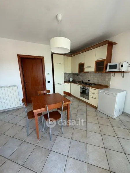 Salle à manger - Fully Furnished Apartment with Balcony in Ternate