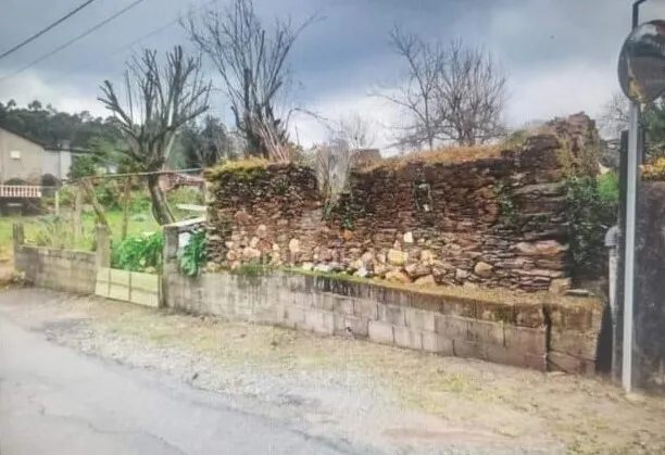 Jardin - Land with Ruin in Medas