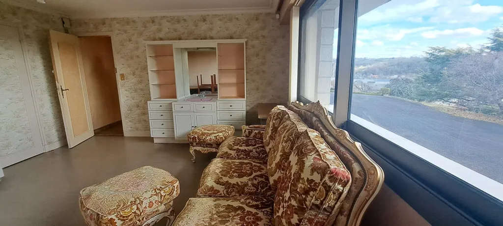 Séjour - Maison avec Vue Dégagée sur les Hauteurs d'Objat