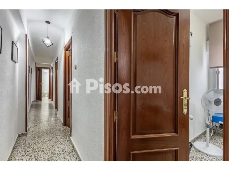 Entrée - Appartement 4 pièces à ES
