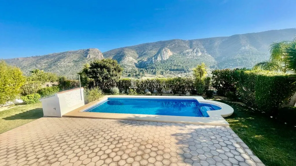 Bassein - Modern Villa with Panoramic Views in Pedreguer