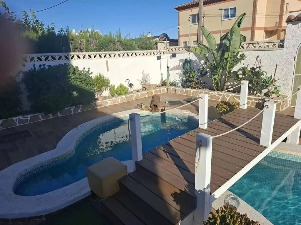 Bassein - Chalet with Pool and Terrace in Miami Platja