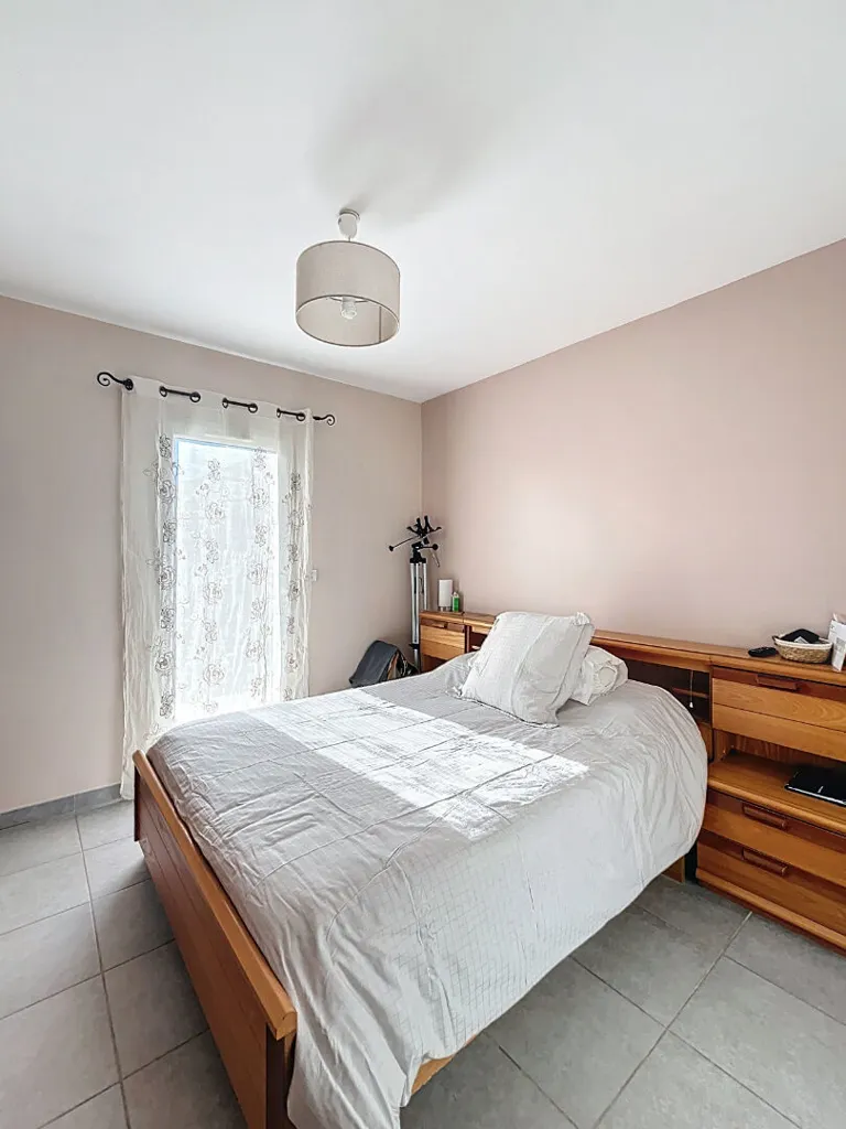 Chambres - Villa Contemporaine avec Piscine à Cruas