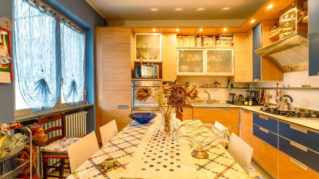 Cuisine - Semi-detached House with Workshop in San Maurizio d'Opaglio