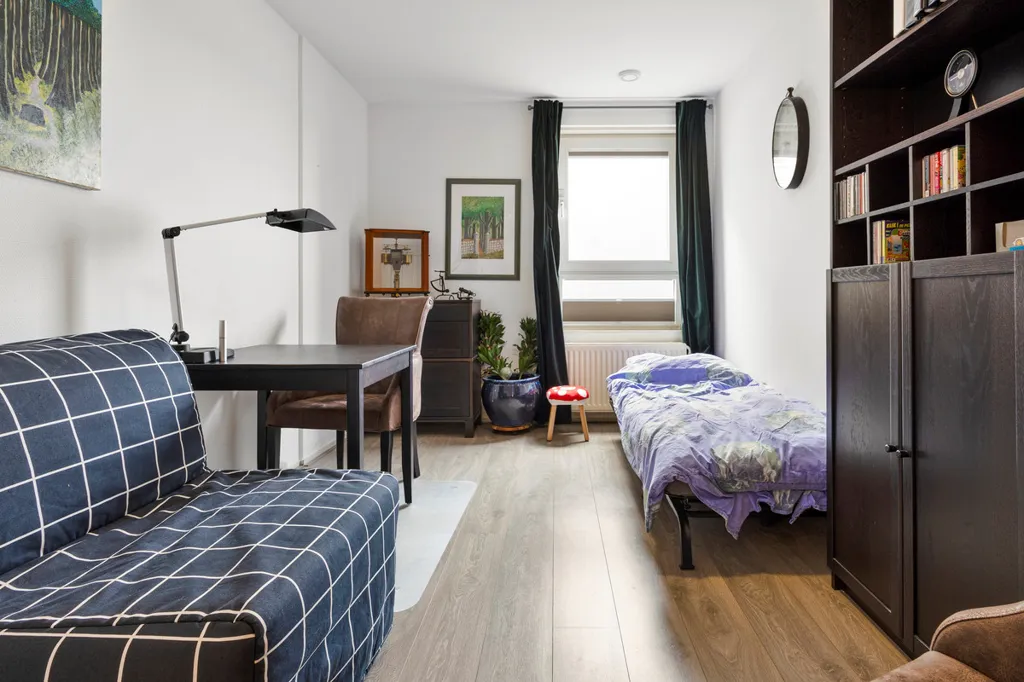 Magamistoad - Apartment with South-West Terrace in Scheveningen