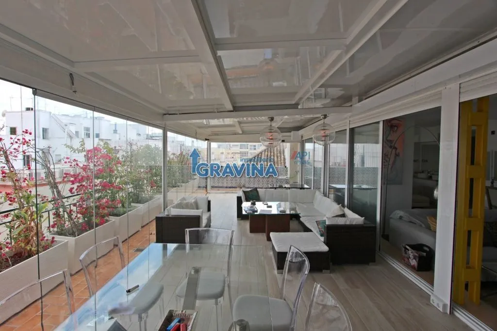 Terrasse - Bright Penthouse with Terrace in Seville