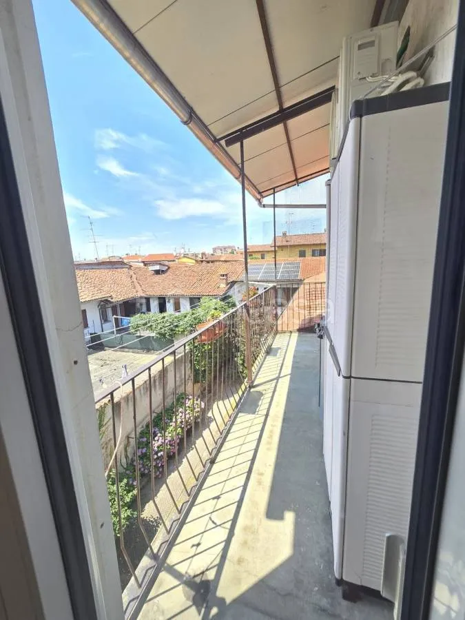 Balcone - Appartamento ristrutturato con terrazza a Galliate