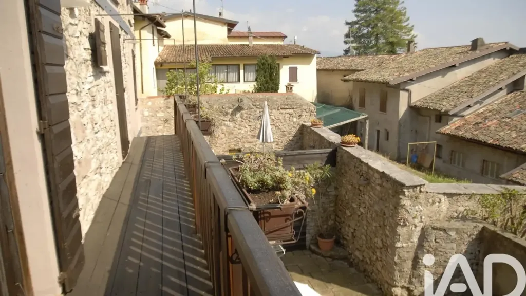 Balcon - Lake-View Rustico with Apartments in Gargnano