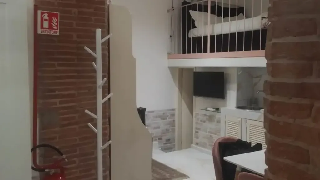 Magamistoad - Renaissance Studio in Florence's Historic Centre