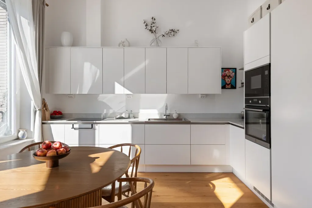 Köök - Apartment with Balcony in Täby Park