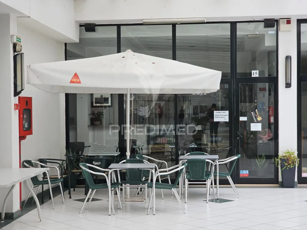Pièces - Equipped Café Shop in Santo Tirso Centre