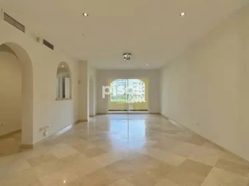 Hallway - Apartment with Pool and Golf View in Guadalmina Alta