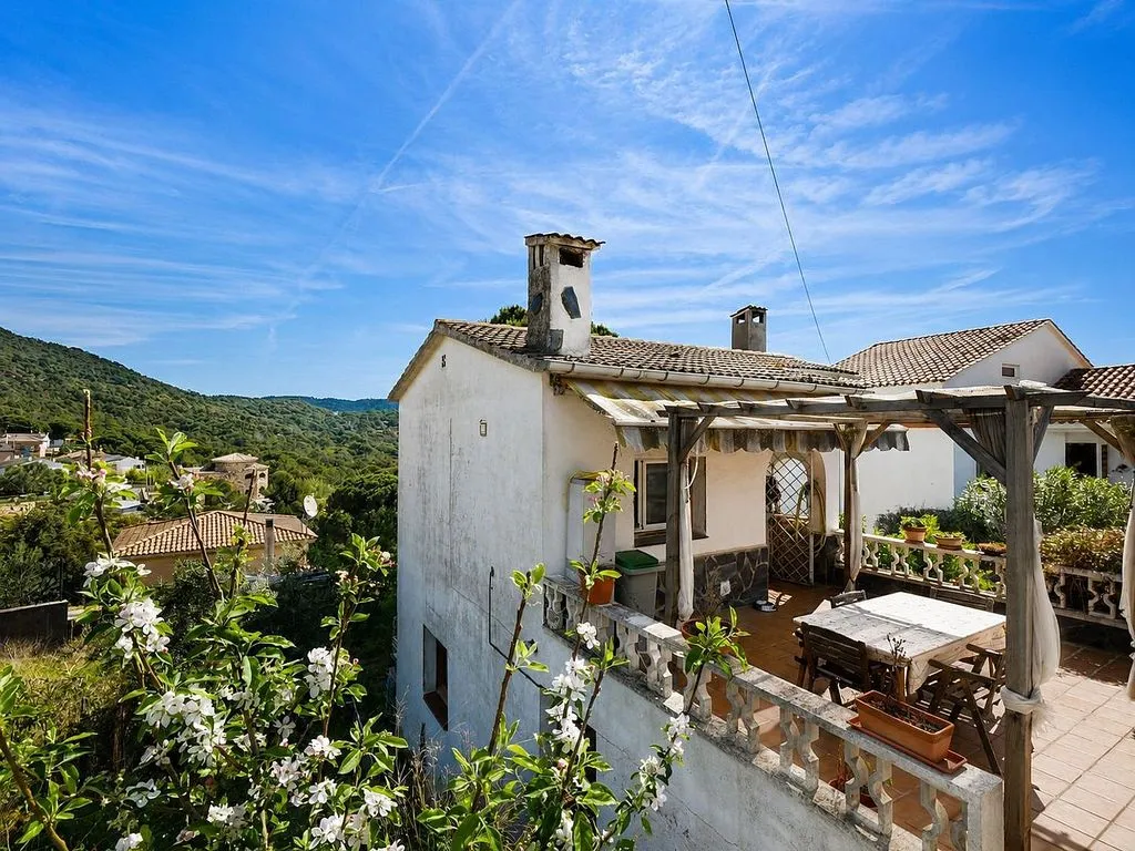 Terrasse - Chalet with Terrace in Mas Mora, Sant Daniel